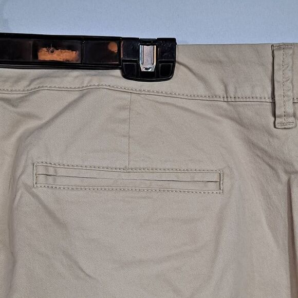 Ladies plus size khakis NWOT - Picture 10 of 11